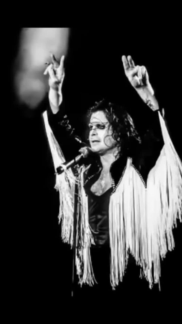 Rest in peace to the godfather of heavy metal, Ozzy Osborne 🕊🙏 #shorts #ozzyosbourne